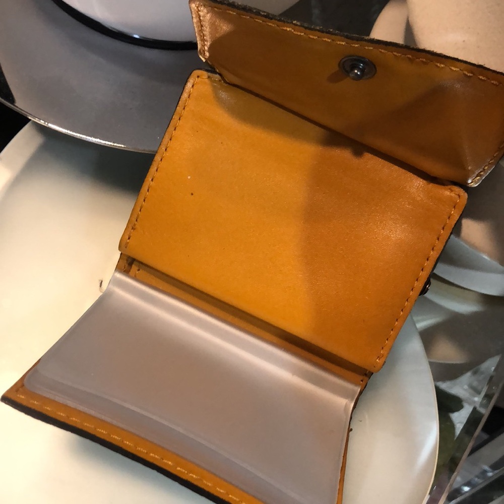Python Orange & Black wallet - Picture 3 of 3
